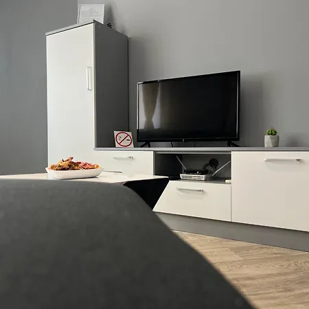 Апартамент Sea Garden *