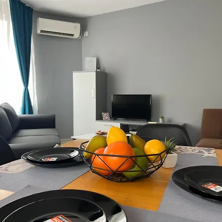 Sea Garden Апартамент Варна