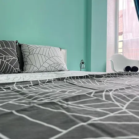 Sea Garden Апартамент *